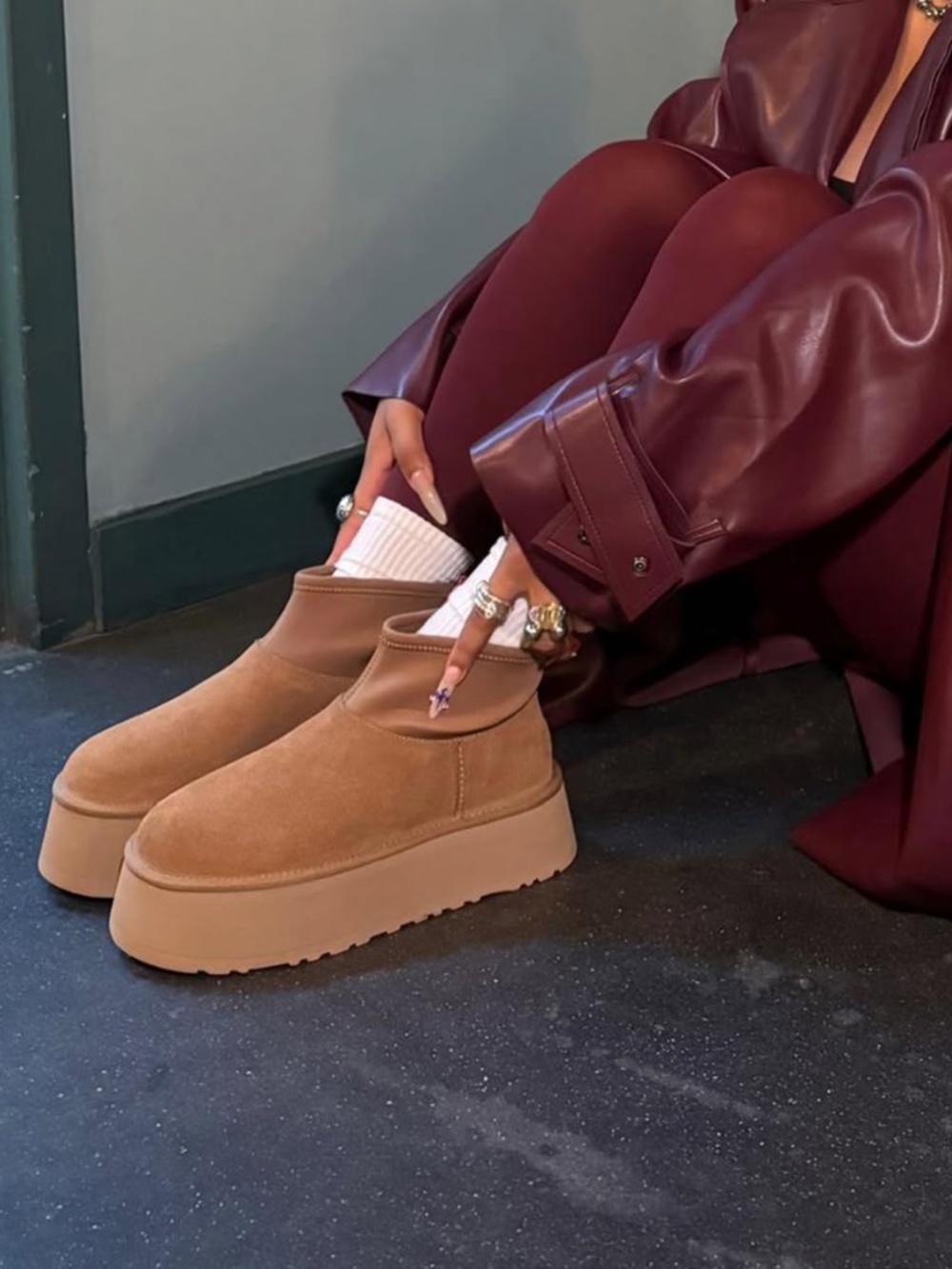 UGG Chestnut Mini Dipper Platform Boots 🤎 NWOB